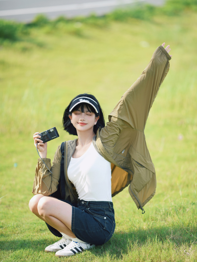 度华年 封面